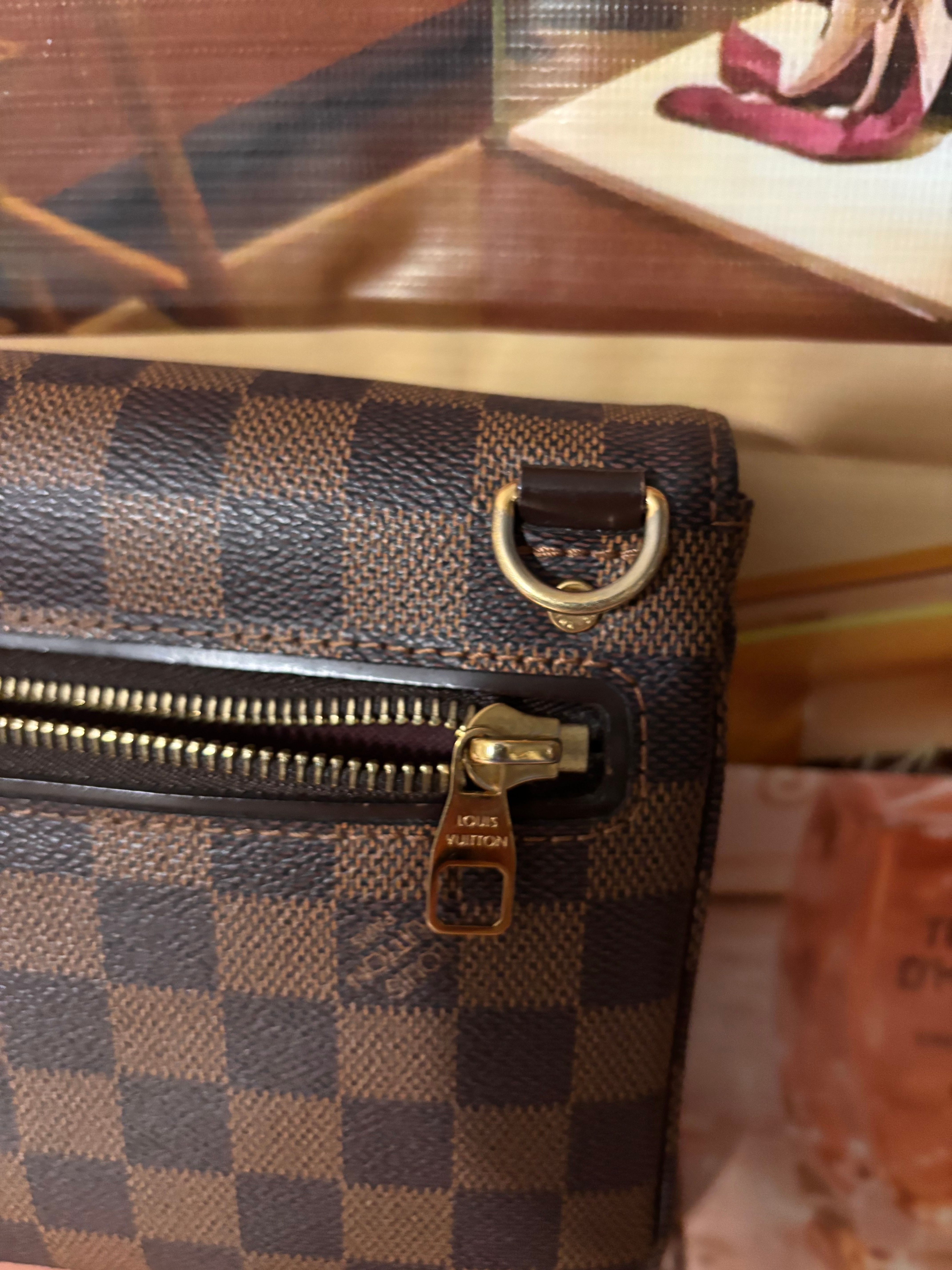 LV Damier Sling - Image 6